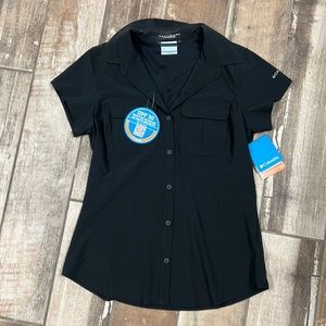 Columbia women’s fishing/outdoors shirt